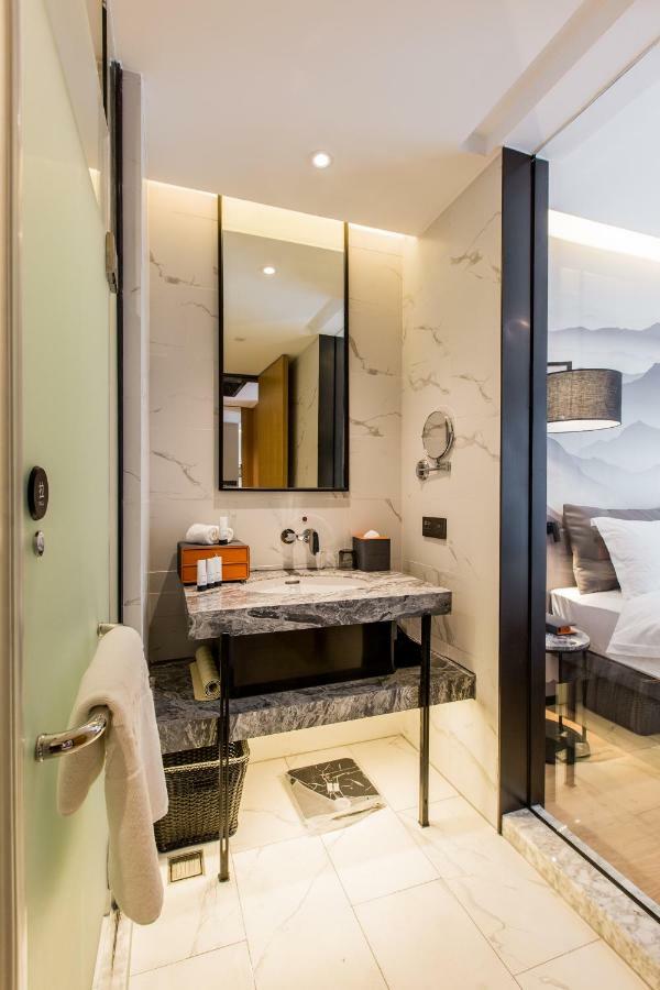 Howard Johnson By Wyndham Life Zhuoyuan Нінбо Екстер'єр фото