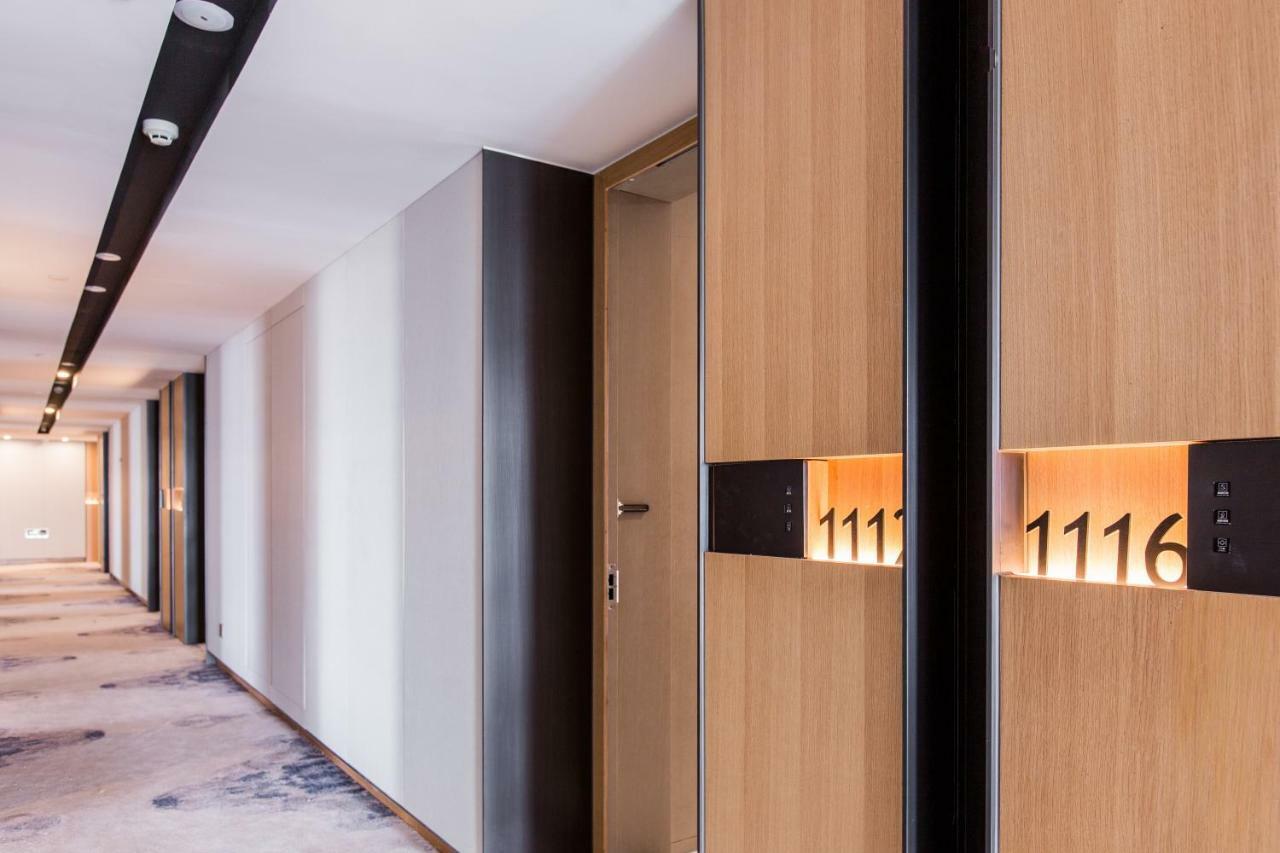 Howard Johnson By Wyndham Life Zhuoyuan Нінбо Екстер'єр фото