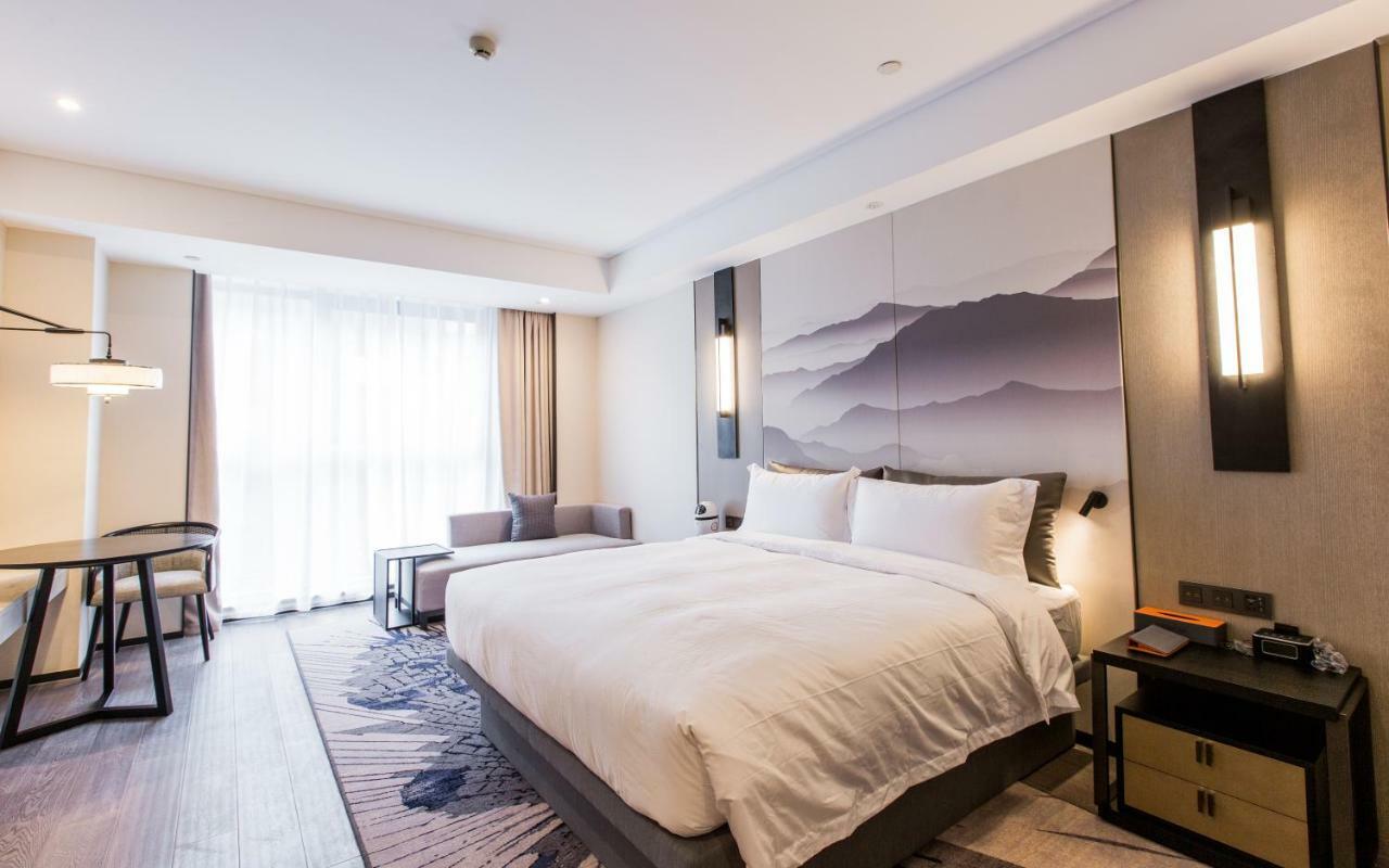Howard Johnson By Wyndham Life Zhuoyuan Нінбо Екстер'єр фото