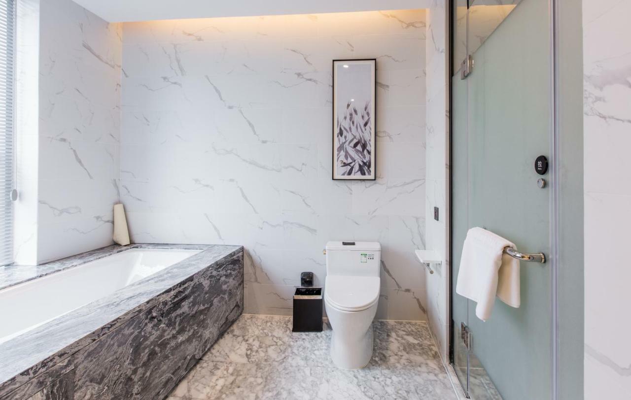 Howard Johnson By Wyndham Life Zhuoyuan Нінбо Екстер'єр фото