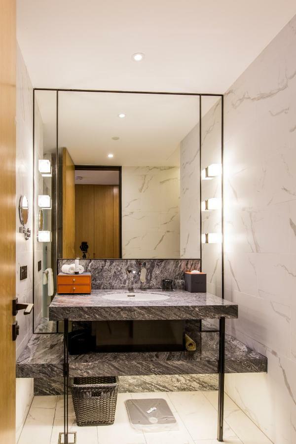 Howard Johnson By Wyndham Life Zhuoyuan Нінбо Екстер'єр фото
